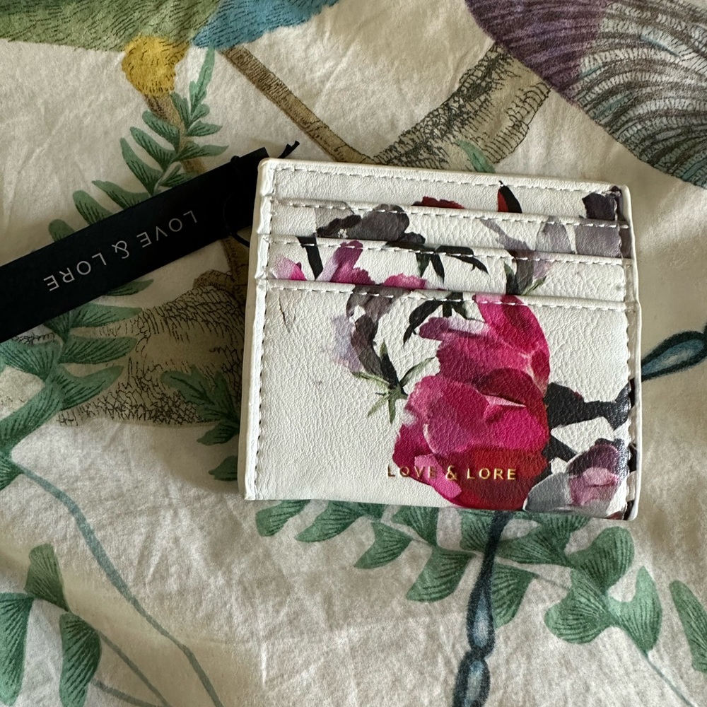NWT Love & Lore Card Holder